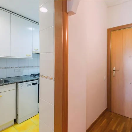 דירה Poble Sec Flat 2 Balconies Ac 4 Guests *