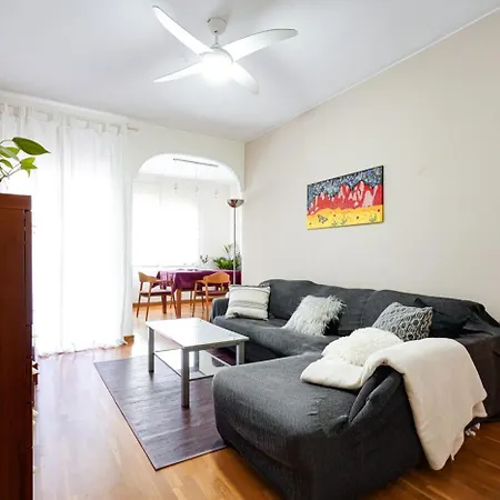 Poble Sec Flat 2 Balconies Ac 4 Guests